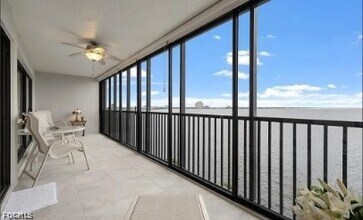 3350 N Key Dr in Ft. Myers, FL - Foto de edificio - Building Photo