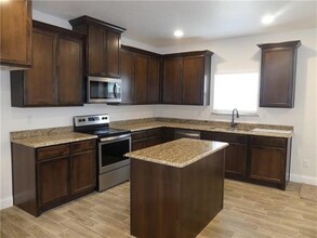 1122 Oneal St in Greenville, TX - Building Photo - Building Photo