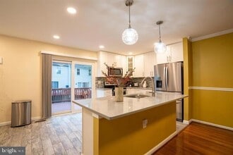 3500 Vintage Spg Ter in Olney, MD - Foto de edificio - Building Photo