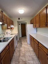 6615 Lake Shore Dr S, Unit #900 in Minneapolis, MN - Building Photo - Building Photo