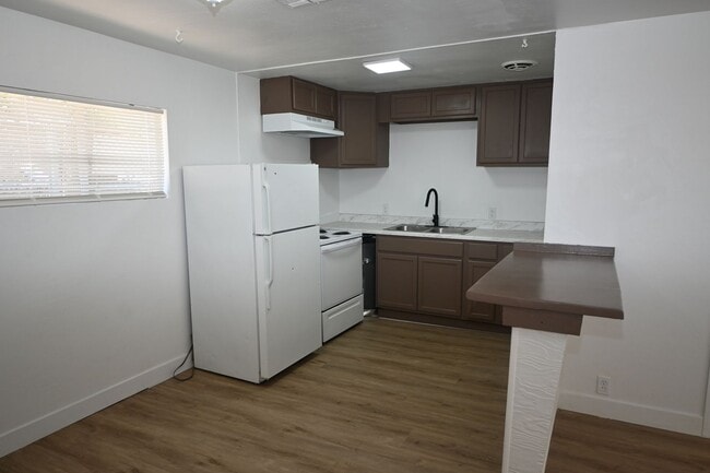 property at 1610 Marlin Ave