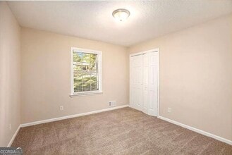 2112 Royal Fox Way in Decatur, GA - Building Photo - Building Photo