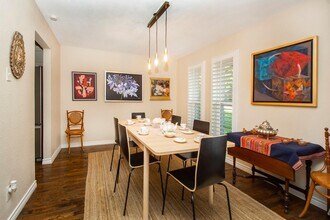4824 Harvest Hill Rd in Dallas, TX - Building Photo - Building Photo