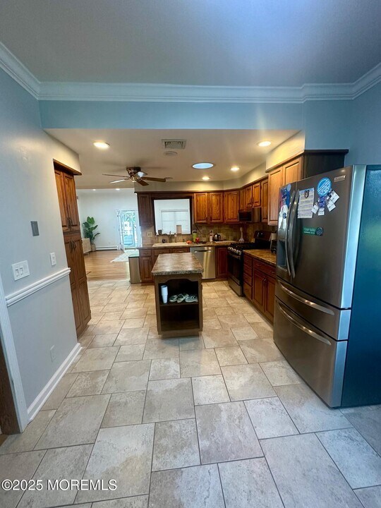 218 Lewis St in Ocean Township, NJ - Building Photo