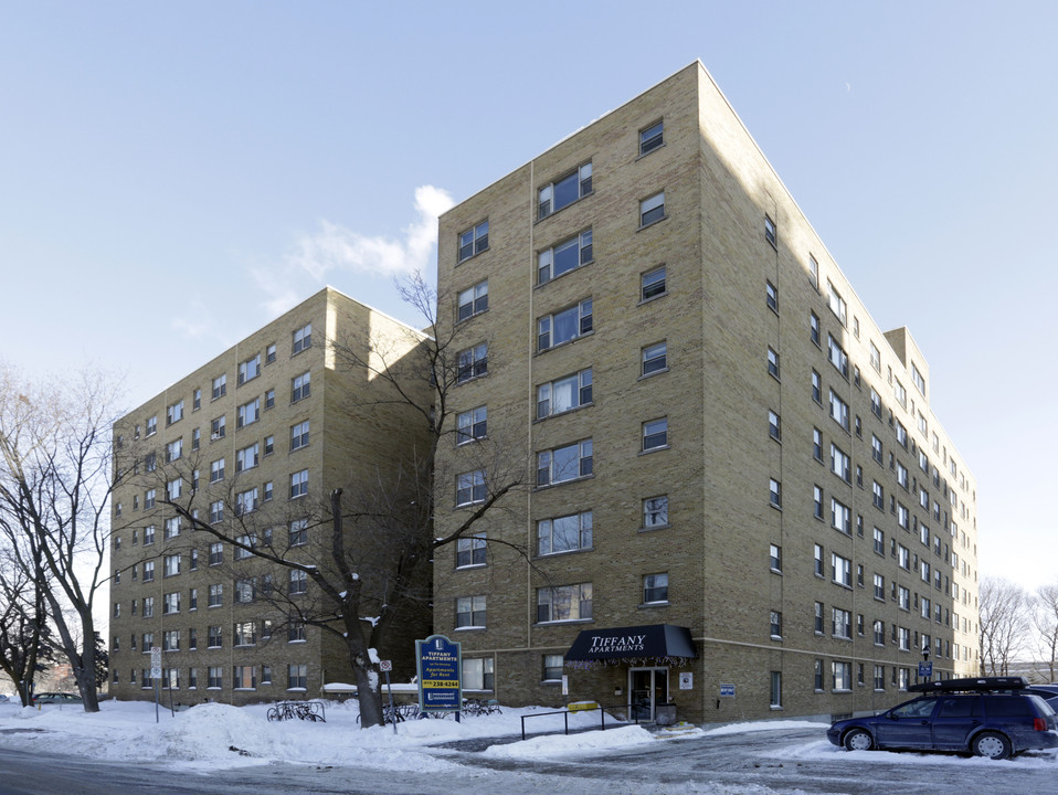 Tiffany Apartments in Ottawa, ON - Building Photo