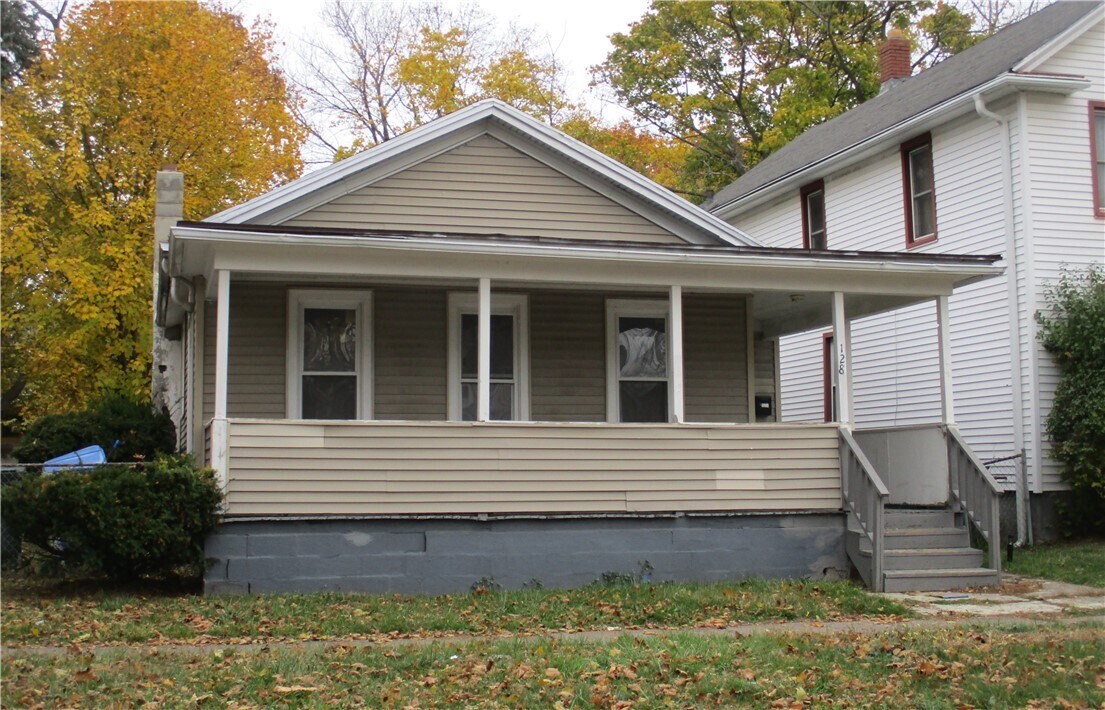 128 Bartlett St in Rochester, NY - Building Photo