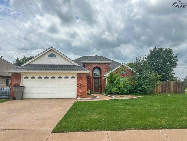 property at 5635 Ross Creek Ln