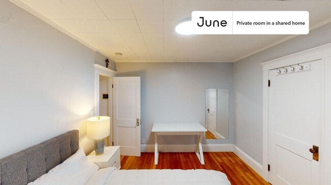 11 Governor Winthrop Rd in Boston, MA - Building Photo - Building Photo