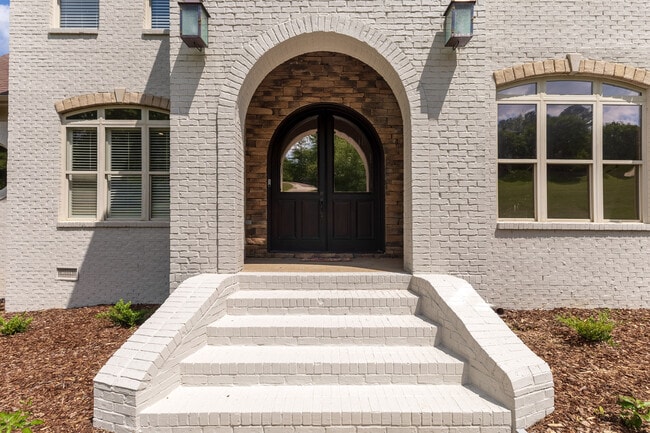 136 Belle Ridge Dr in Madison, AL - Building Photo - Building Photo