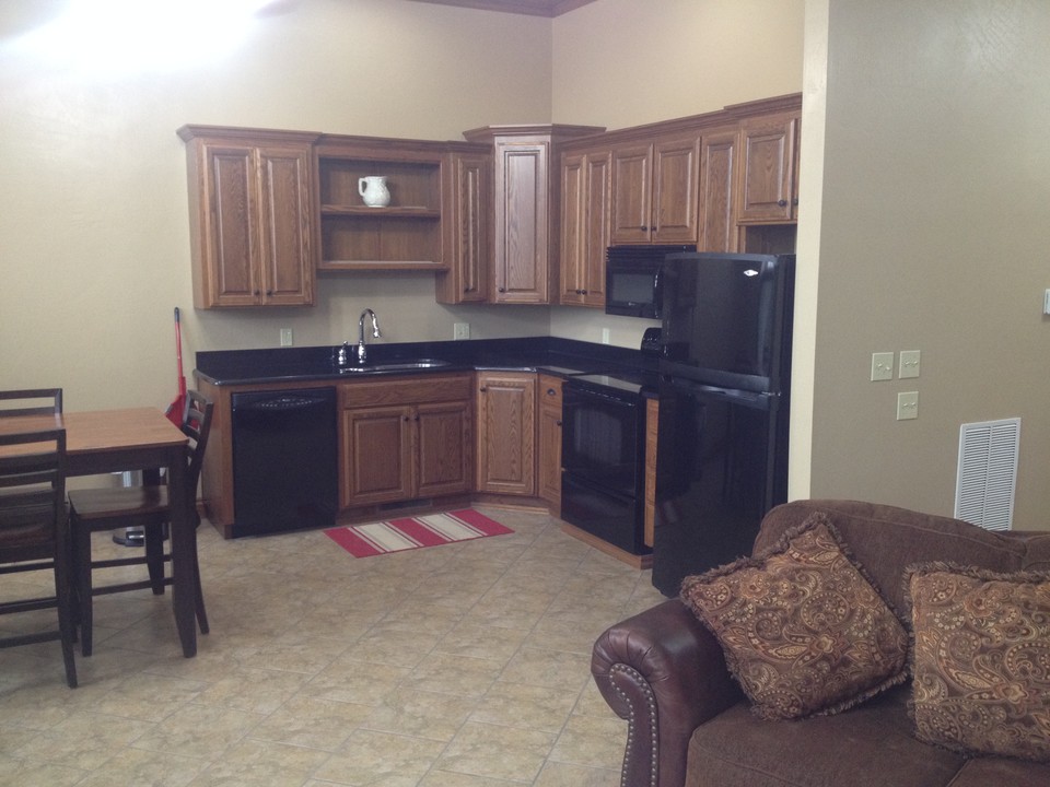 104 W 7th St, Unit 104 .5 in Newkirk, OK - Foto de edificio