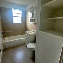 544 NW 23rd Ct-Unit -#9 in Miami, FL - Building Photo - Building Photo