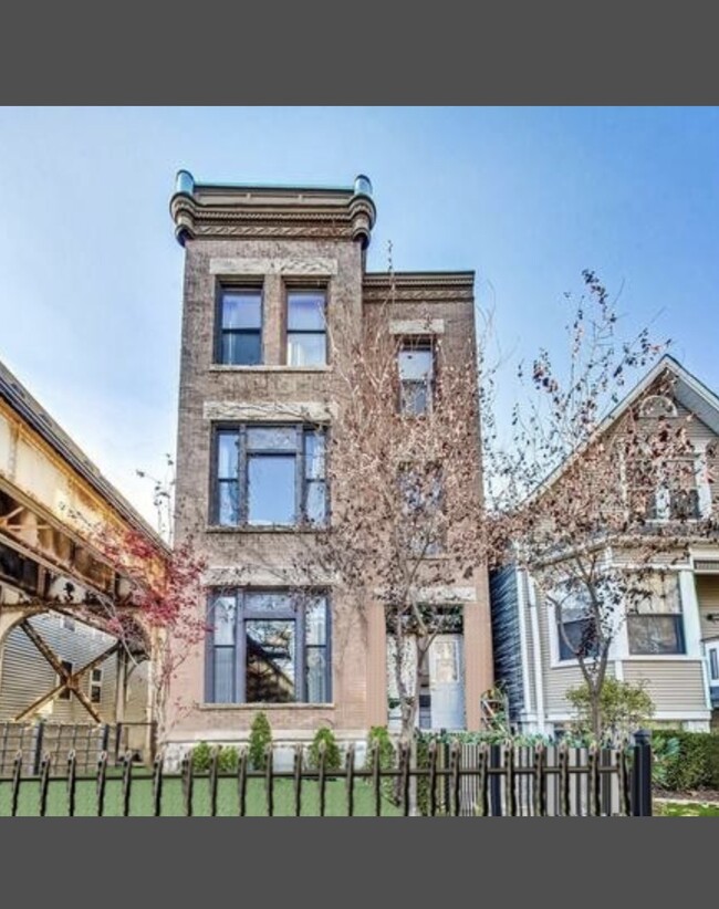 3412 N Janssen Ave in Chicago, IL - Building Photo - Building Photo