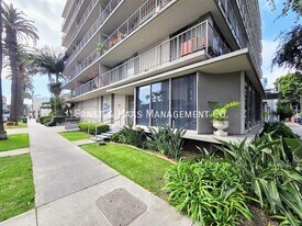 375 Atlantic Ave in Long Beach, CA - Building Photo