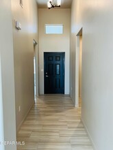 208 Farnborough St in El Paso, TX - Building Photo - Building Photo