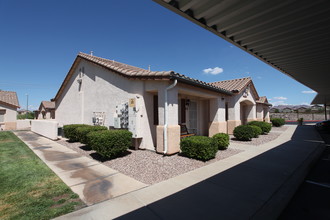 Henderson Manor in Henderson, NV - Building Photo - Building Photo