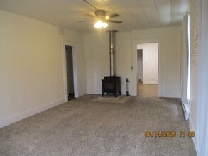 621 Monroe St in Hoquiam, WA - Building Photo - Building Photo