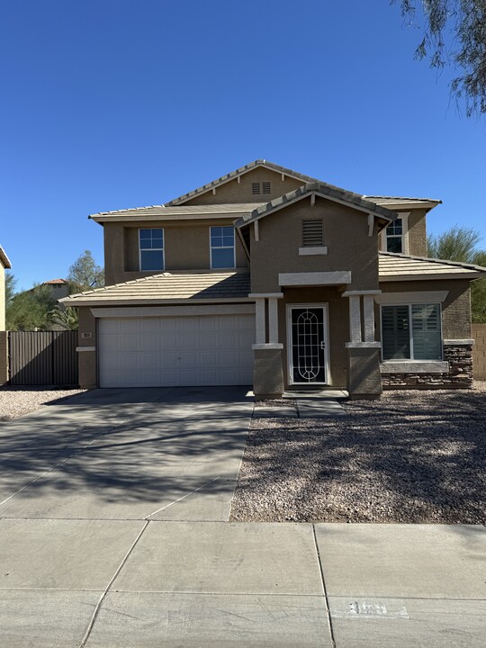 889 S 242nd Dr in Buckeye, AZ - Foto de edificio