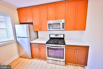 907 Stiles St in Baltimore, MD - Building Photo - Building Photo