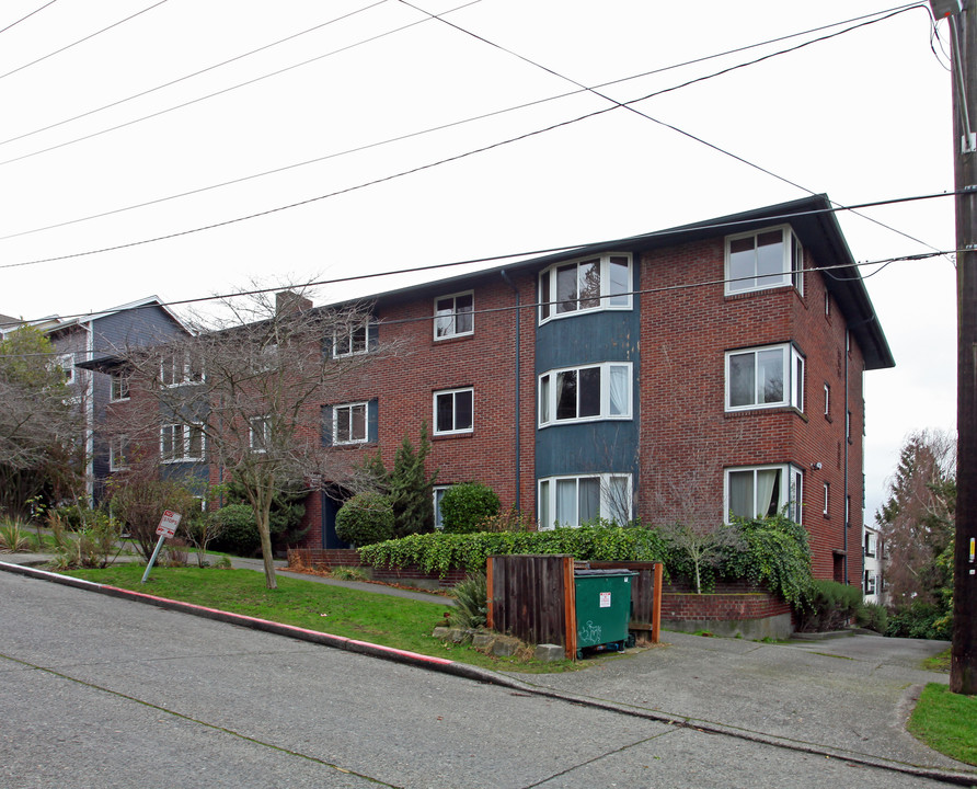 Lakecrest Apartments in Seattle, WA - Foto de edificio