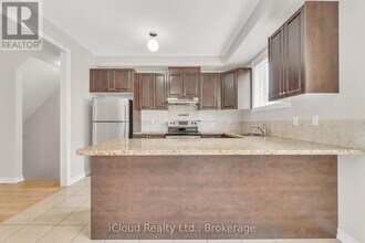13 Shiff Cres in Brampton, ON - Building Photo - Building Photo