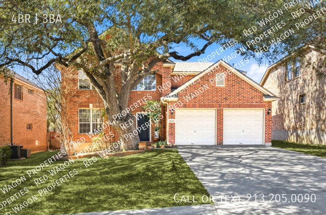 property at 2635 Lakehills St