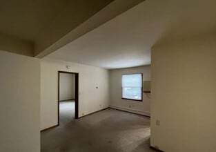 Chapel Drive Apartments in Milton, WI - Building Photo - Building Photo
