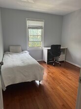 2883 Kelly Sq in Vienna, VA - Building Photo - Building Photo