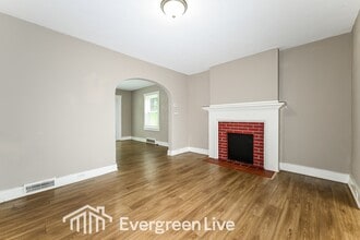 192 1/2 St Joseph St in Pittsburgh, PA - Building Photo - Building Photo