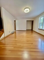 227 Sunshine Dr in Buffalo, NY - Building Photo