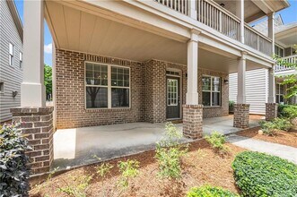 559 Myrtle Trace Ln in Suwanee, GA - Building Photo - Building Photo