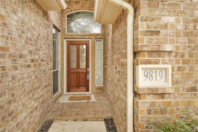 9819 Brilliant Lake Dr in Humble, TX - Building Photo - Building Photo