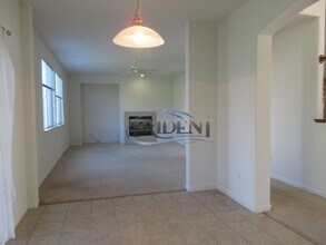 1683 Cobblestone Dr in Marysville, CA - Building Photo - Building Photo