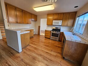 1715 Mt Silliman Way in Antioch, CA - Building Photo - Building Photo