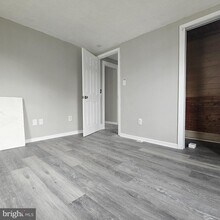 5 E McNeal St in Millville, NJ - Building Photo - Building Photo