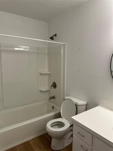 100 Blue Ridge Trail in West Lake Hills, TX - Building Photo - Building Photo