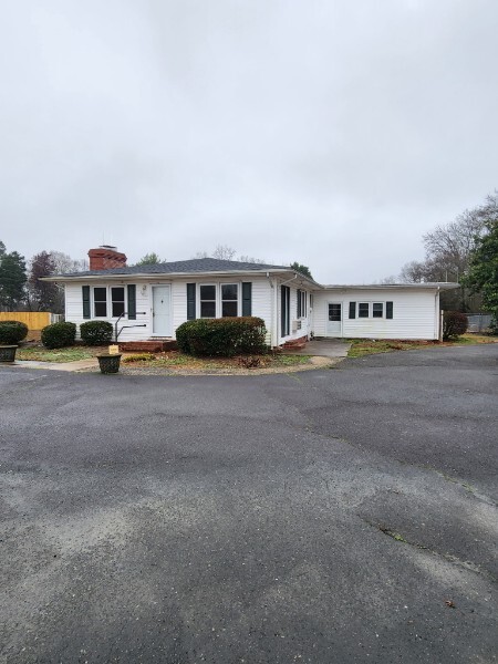 property at 2017 Filbert Hwy