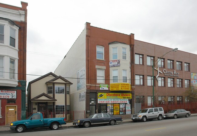 1839 W Cermak Rd in Chicago, IL - Building Photo - Building Photo