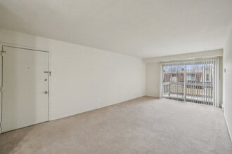 Orleans Place Apartments in Woodhaven, MI - Building Photo - Building Photo