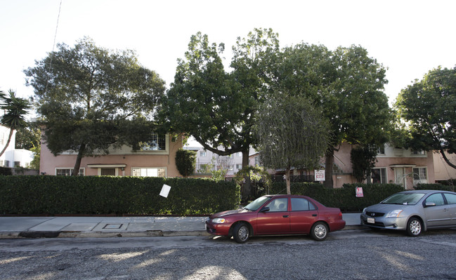 1910-1916 Carmen Ave in Los Angeles, CA - Foto de edificio - Building Photo