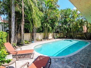 165 Baltic Cir in Tampa, FL - Building Photo - Building Photo