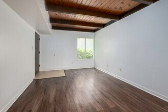 Alvarado Parkside Apartments in Davis, CA - Building Photo - Interior Photo