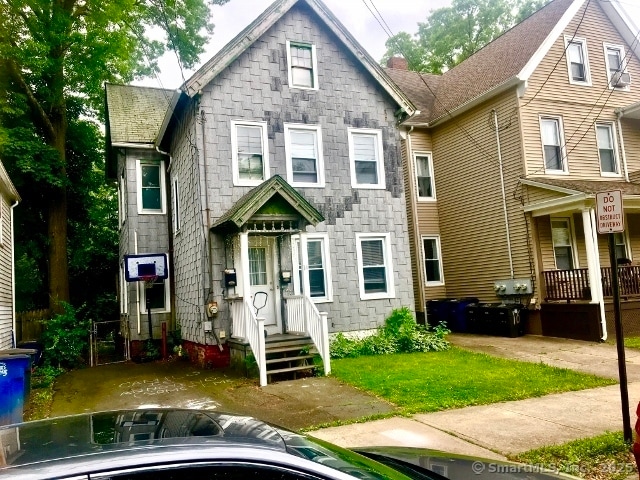 property at 14 Linden St