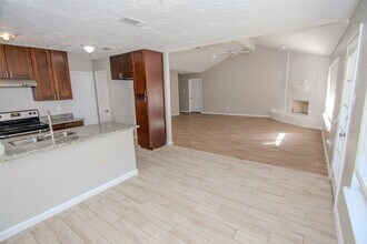 20031 Woodhall Ln in Humble, TX - Building Photo - Building Photo