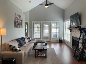 124 Island Blvd in Warner Robins, GA - Building Photo - Building Photo