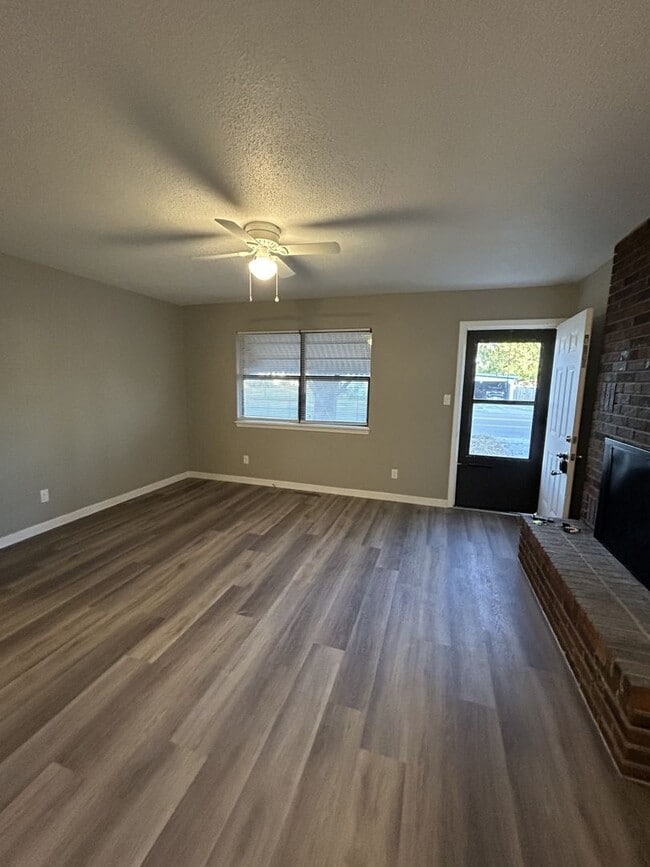 905-907 N Rouse St in Pittsburg, KS - Building Photo - Building Photo