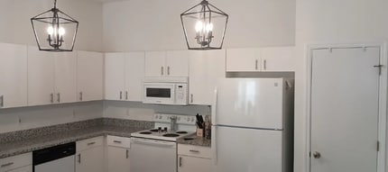 2418 New Haven Cir in Sun City Center, FL - Building Photo - Building Photo
