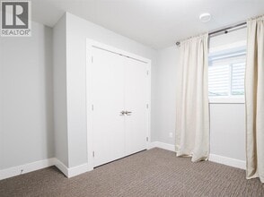 24302-2101A 101a Ave in Maple Ridge, BC - Building Photo - Building Photo