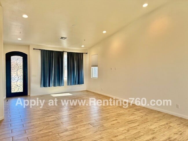 56942 Ivanhoe Dr in Yucca Valley, CA - Building Photo - Building Photo