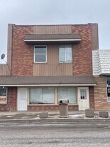 44 S 200 E in Roosevelt, UT - Building Photo