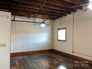 235 E Main St in Lincolnton, NC - Building Photo - Building Photo